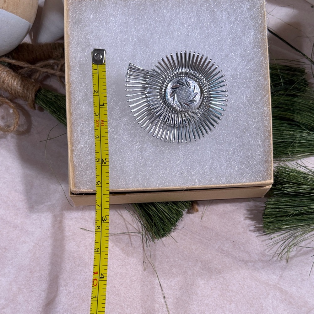 Vintage Made in Western Germany Silver Brooch - Picture 3 of 3